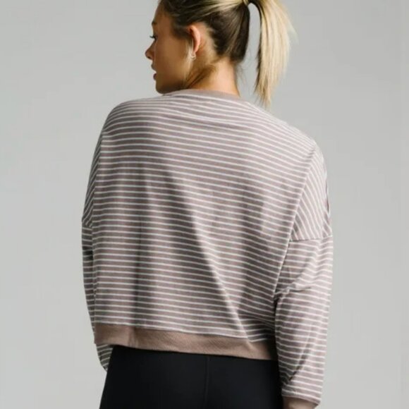 ZYIA size L BNWT Striped Crop Crew Neck Sweatshirt - Picture 2 of 11